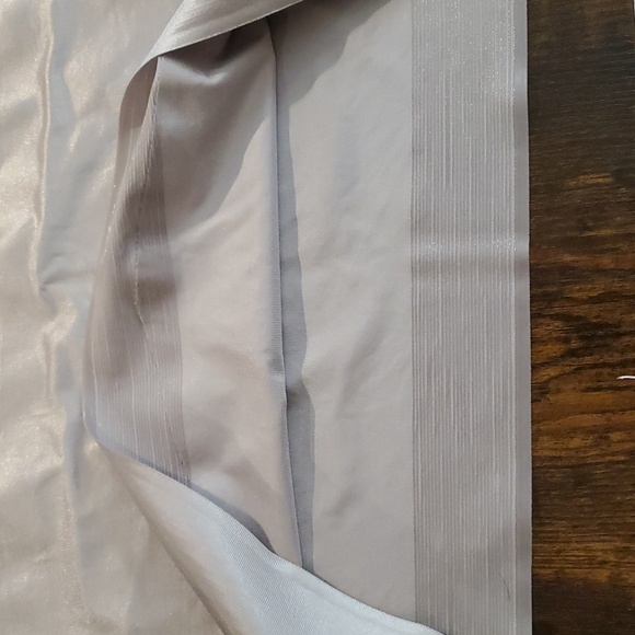 Like New Ruby Ribbon Style 3022 Cami, Silver or Light Grey, Size 42 - Picture 3 of 7